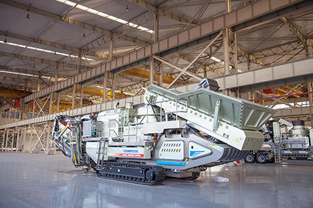 建筑垃圾移动破碎站有哪些功能上的优势？