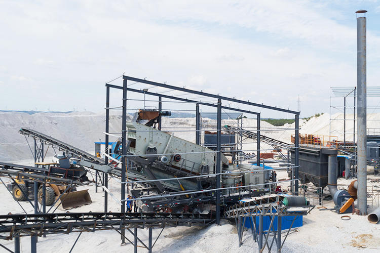 移动式破碎机的保养方法注意3点