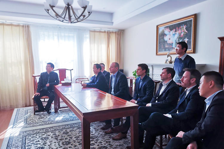 世邦MC制定新未来规划 - 深入拓展中国履带站市场